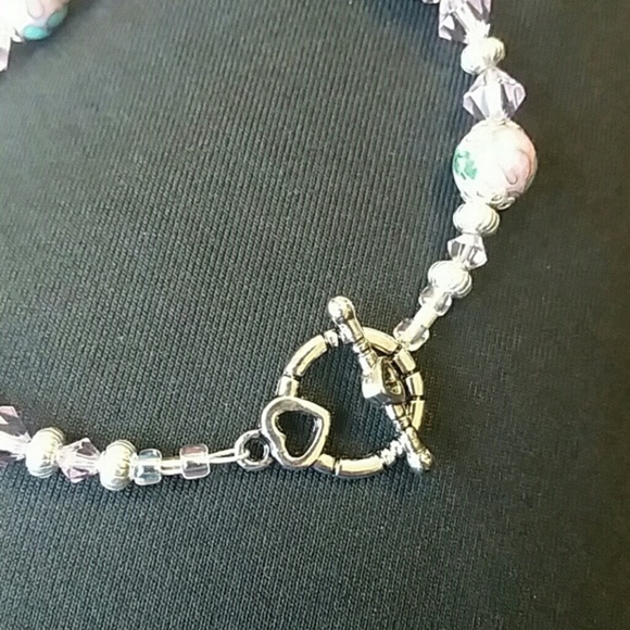 Beautiful purple beaded toggle bracelet - Picture 2 of 4